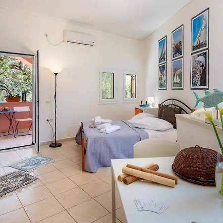 Margarita Paxos - Kam *